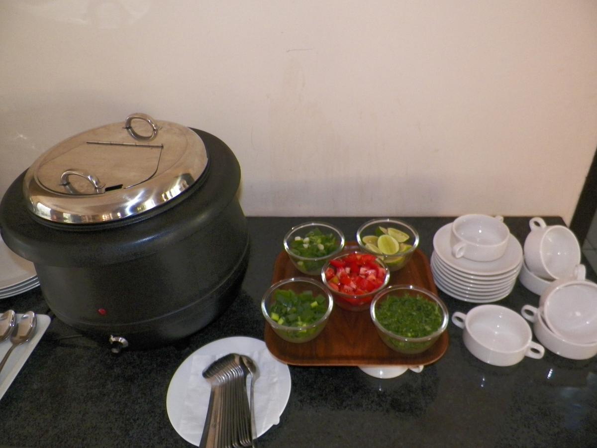 Akasa Hotel 칼리우랑 외부 사진
