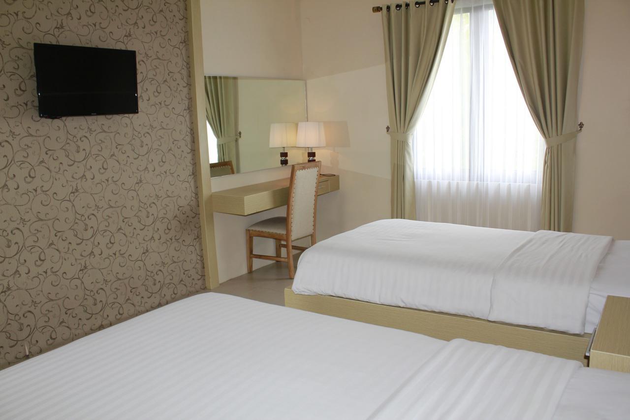 Akasa Hotel 칼리우랑 외부 사진